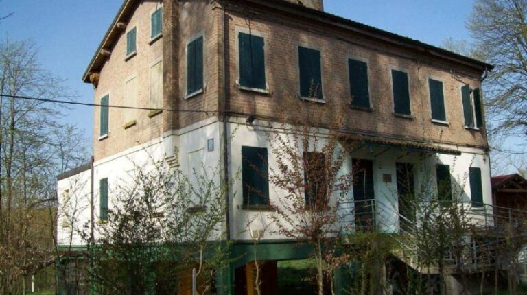 Ostello di Lido Po: un recupero strategico per il turismo e per l’ambiente